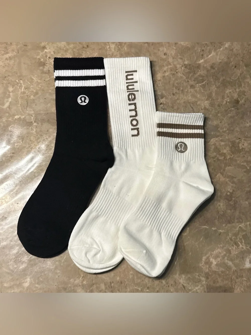 New Women’s Lululemon Athletica Socks  3 pairs Size Medium  Socks stretch